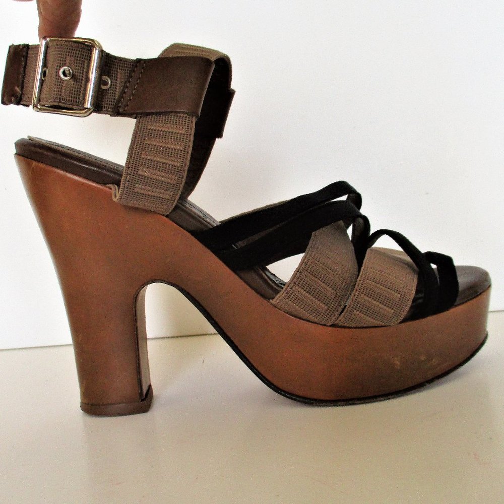 Marni Platform Sandals 38 black taupe strappy